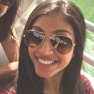 Meet your Posher, Pooja